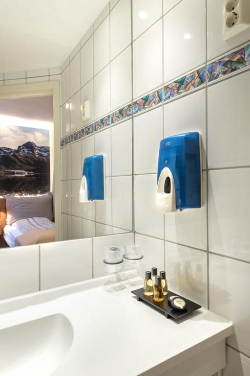 Senja Hotell Finnsnes Exterior photo